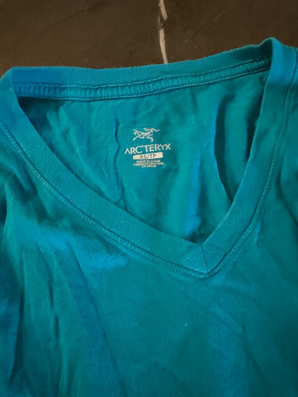 Arc'teryx Teal V-Neck Long Sleeve Top - Picture 3 of 5